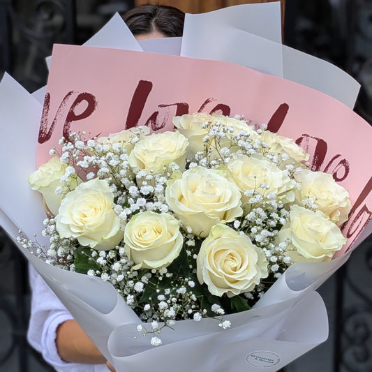Dozen Roses Remix – Bouquet of 12 White Roses and Gypsophila