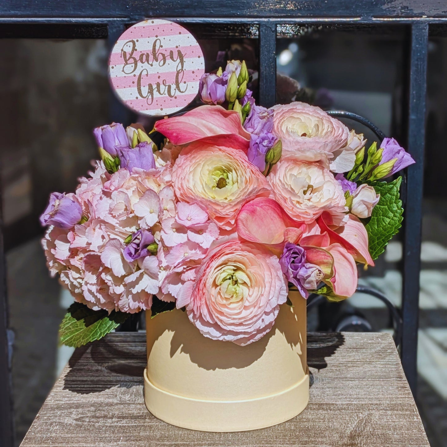 Baby Girl Box – Suaves Flores para la Pequeña de la Familia