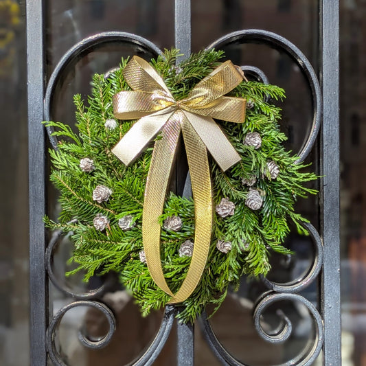 Gilded Burlap Wreath D30